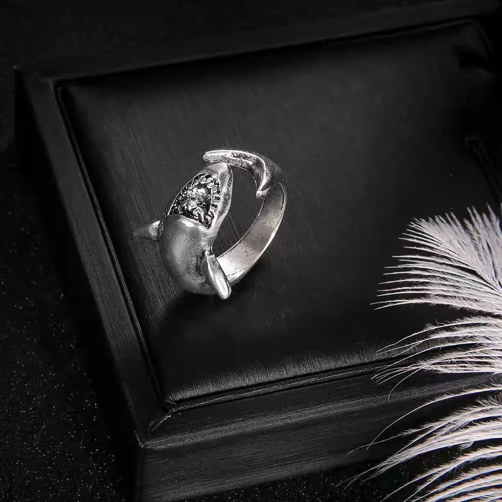 2pcs/set Vintage Punk Shark Rings White Shark Hammerhead Shark Rings Adjustable Opening Metal Ring Jewelry for Women Men Gifts