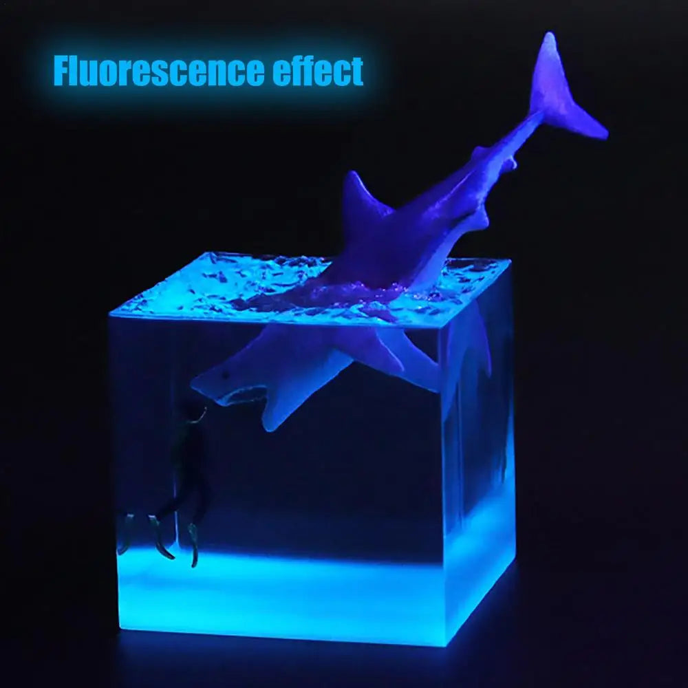 Creative Resin Marine Animal Ornament Shark Diver Ocean Whale Decoration Home Desktop Lamp USB LED Night Light Gift Luminous Toy
