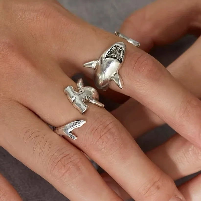 2pcs/set Vintage Punk Shark Rings White Shark Hammerhead Shark Rings Adjustable Opening Metal Ring Jewelry for Women Men Gifts