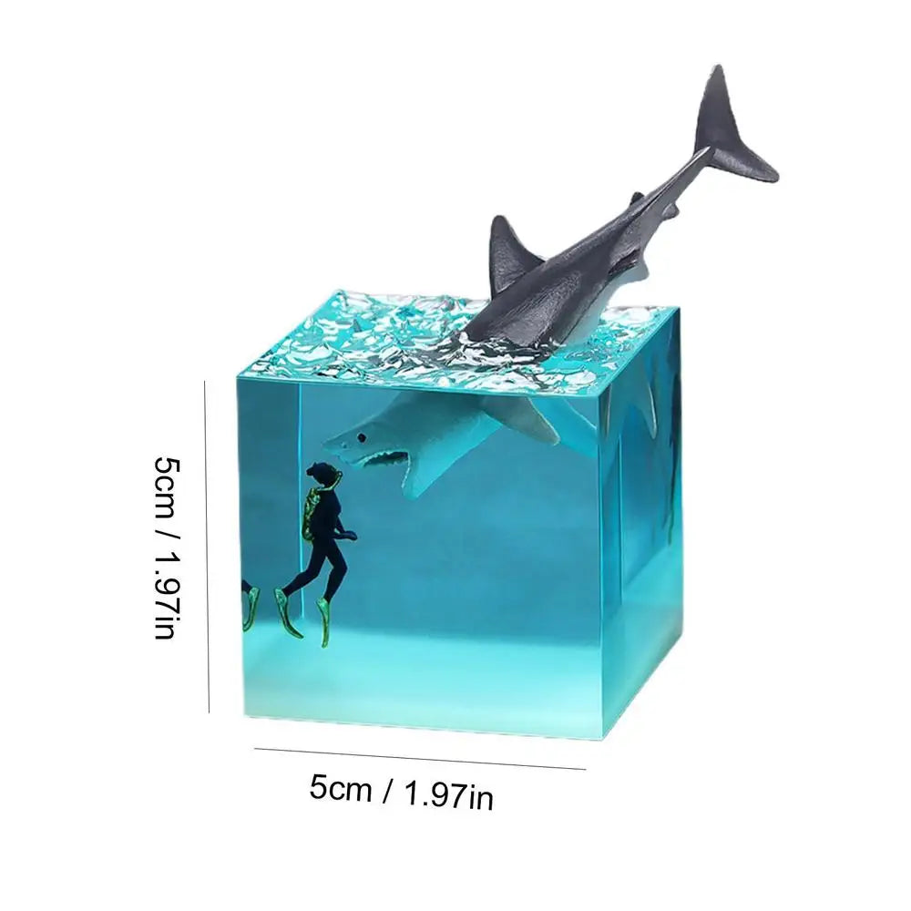 Creative Resin Marine Animal Ornament Shark Diver Ocean Whale Decoration Home Desktop Lamp USB LED Night Light Gift Luminous Toy