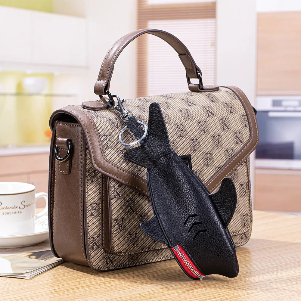 Alirattan 2025 New Creative Genuine Leather Key Bag Portable Universal Shark Key Protective Cover Bag Pendant Storage Bag